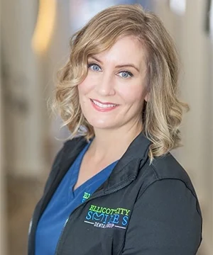 Rachel, Office Manager and Dental Assistant at Ellicott City Smiles.